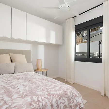 Modern 3-bedroom At Agra Residencial Apartment *
